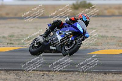 media/Jan-14-2023-SoCal Trackdays (Sat) [[497694156f]]/Turn 4 Set 2 (1030am)/